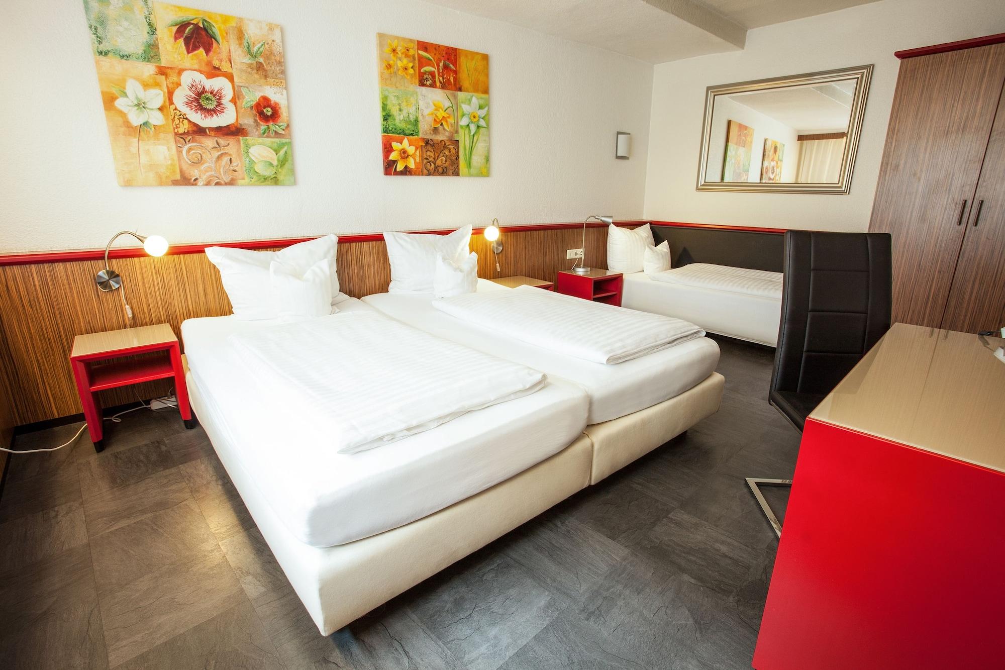 Trip Inn Hotel Ariane Кельн Екстер'єр фото