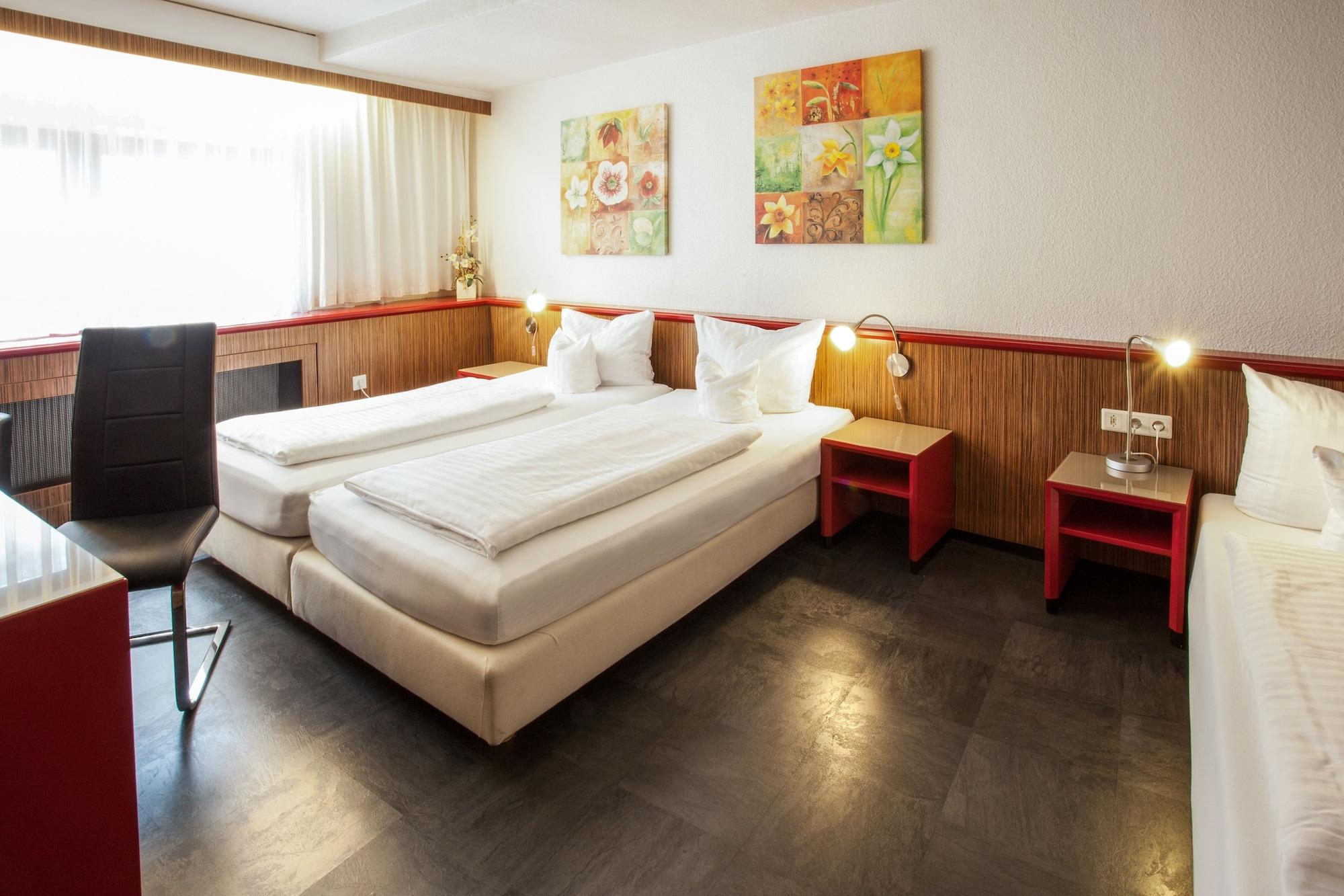 Trip Inn Hotel Ariane Кельн Екстер'єр фото