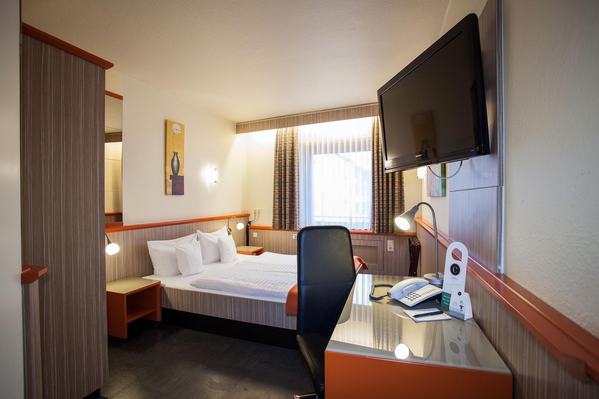 Trip Inn Hotel Ariane Кельн Екстер'єр фото