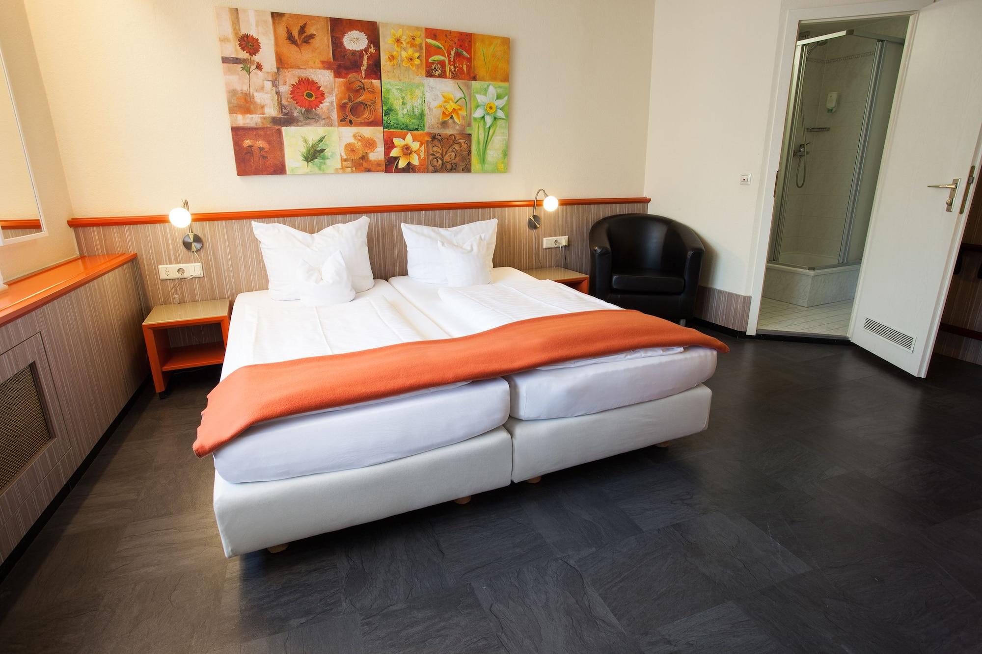 Trip Inn Hotel Ariane Кельн Екстер'єр фото