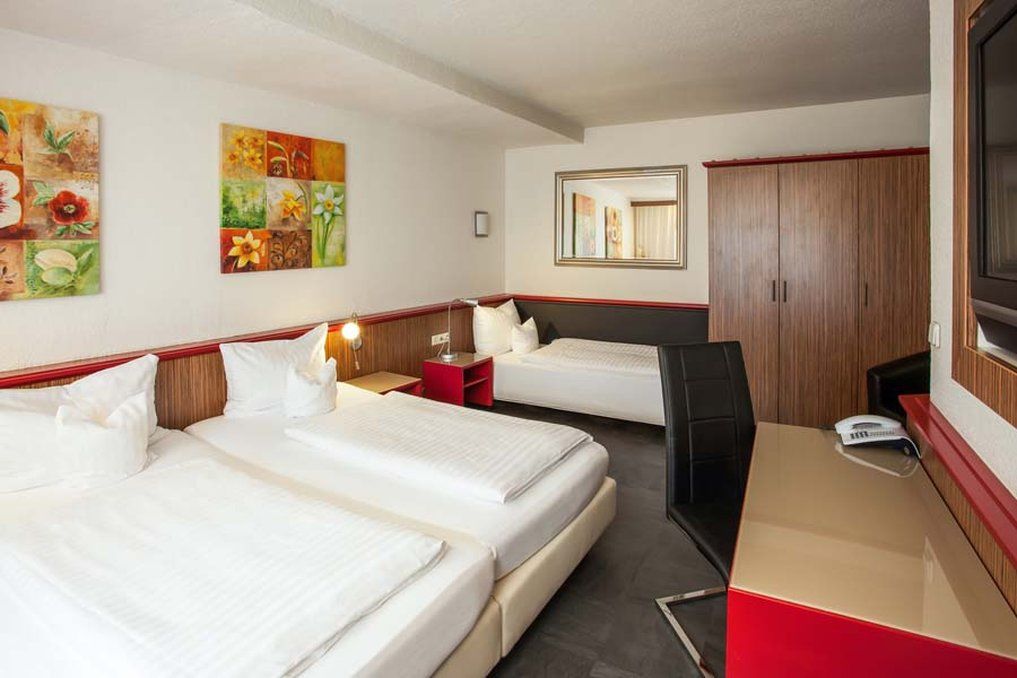 Trip Inn Hotel Ariane Кельн Екстер'єр фото